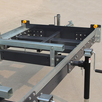 18 PS Benzin-Portable Sawmill mit Anhänger EPA-zertifizierte Holzschneidemaschine