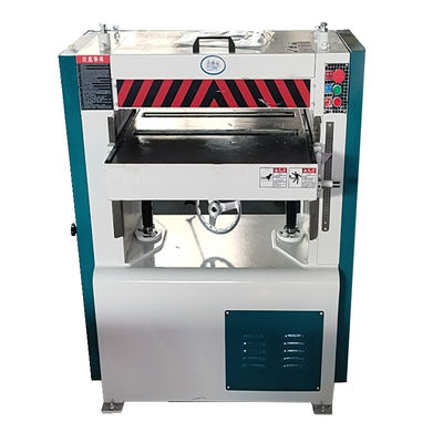Holzflächenbereinigungsmaschine 440 mm Max. Bereinigungsbreite mit Schiebetisch