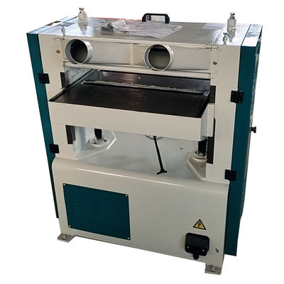 Holzflächenbereinigungsmaschine 440 mm Max. Bereinigungsbreite mit Schiebetisch