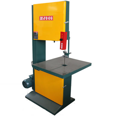 Holzbearbeitungsmaschine Automatische Tischsäge zum Schneiden von Holz in Holzverarbeitungsbetrieben
