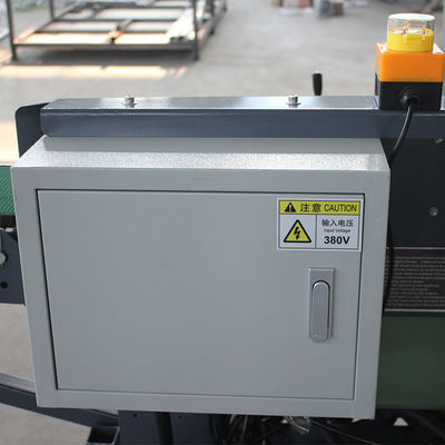 Automatischer Brennholzverarbeiter Elektromotor Holzspalter für Bauarbeiten